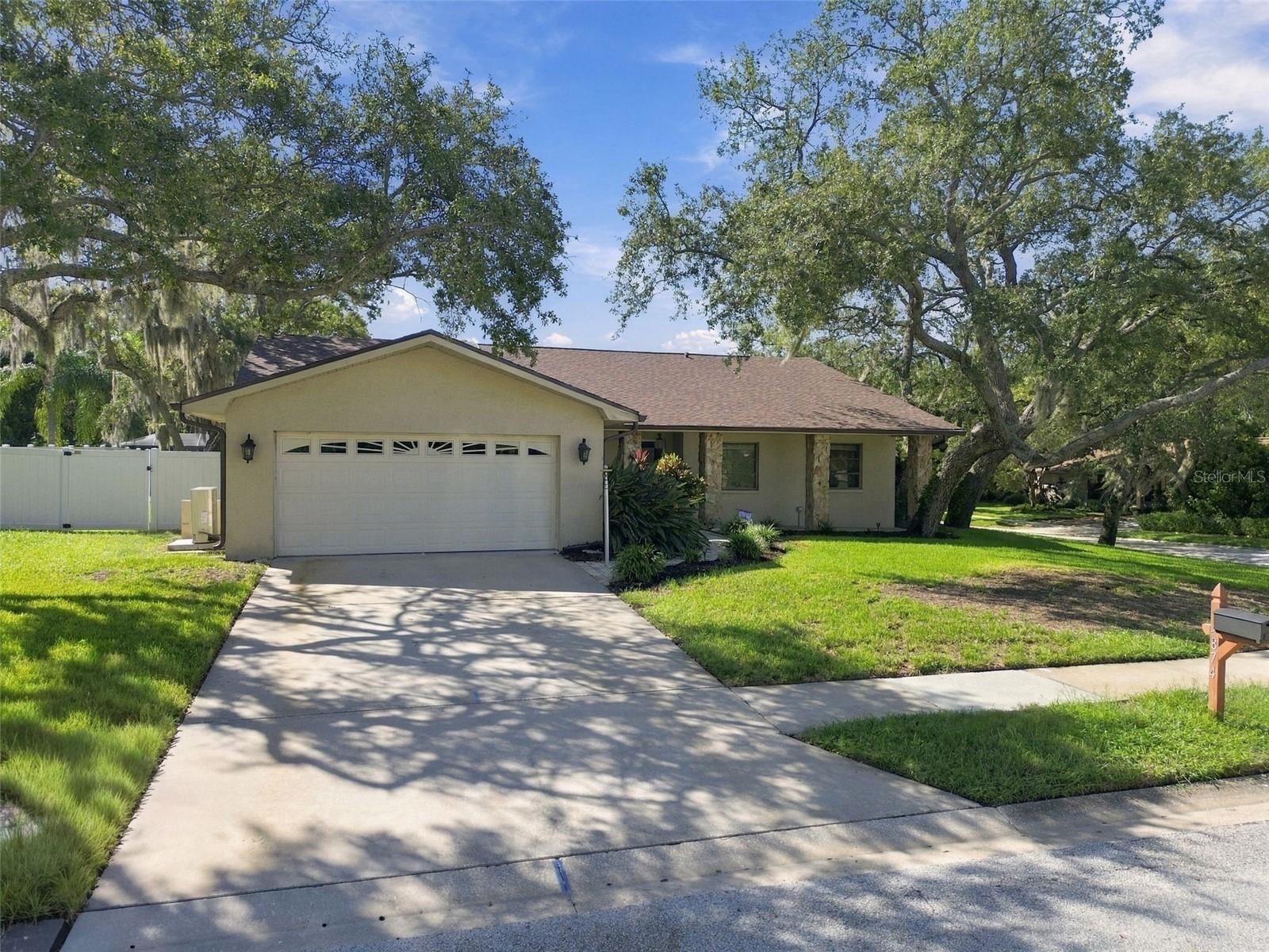 874 PINEWOOD TER W — photo 56