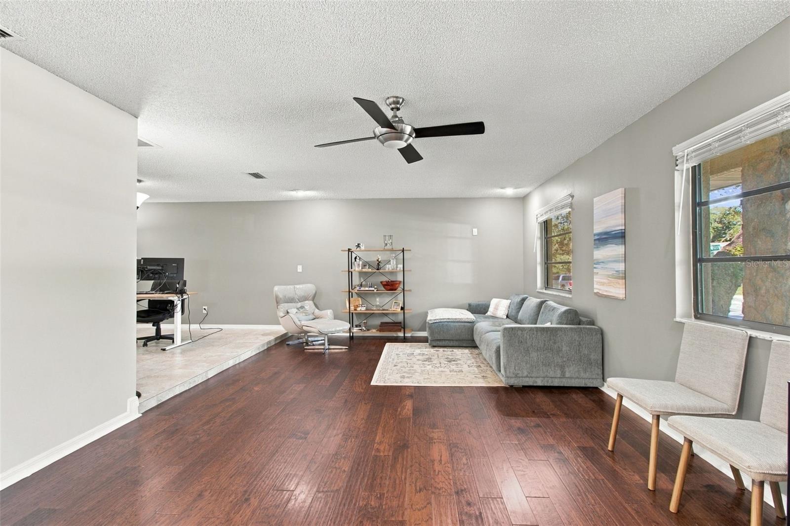 874 PINEWOOD TER W — photo 34