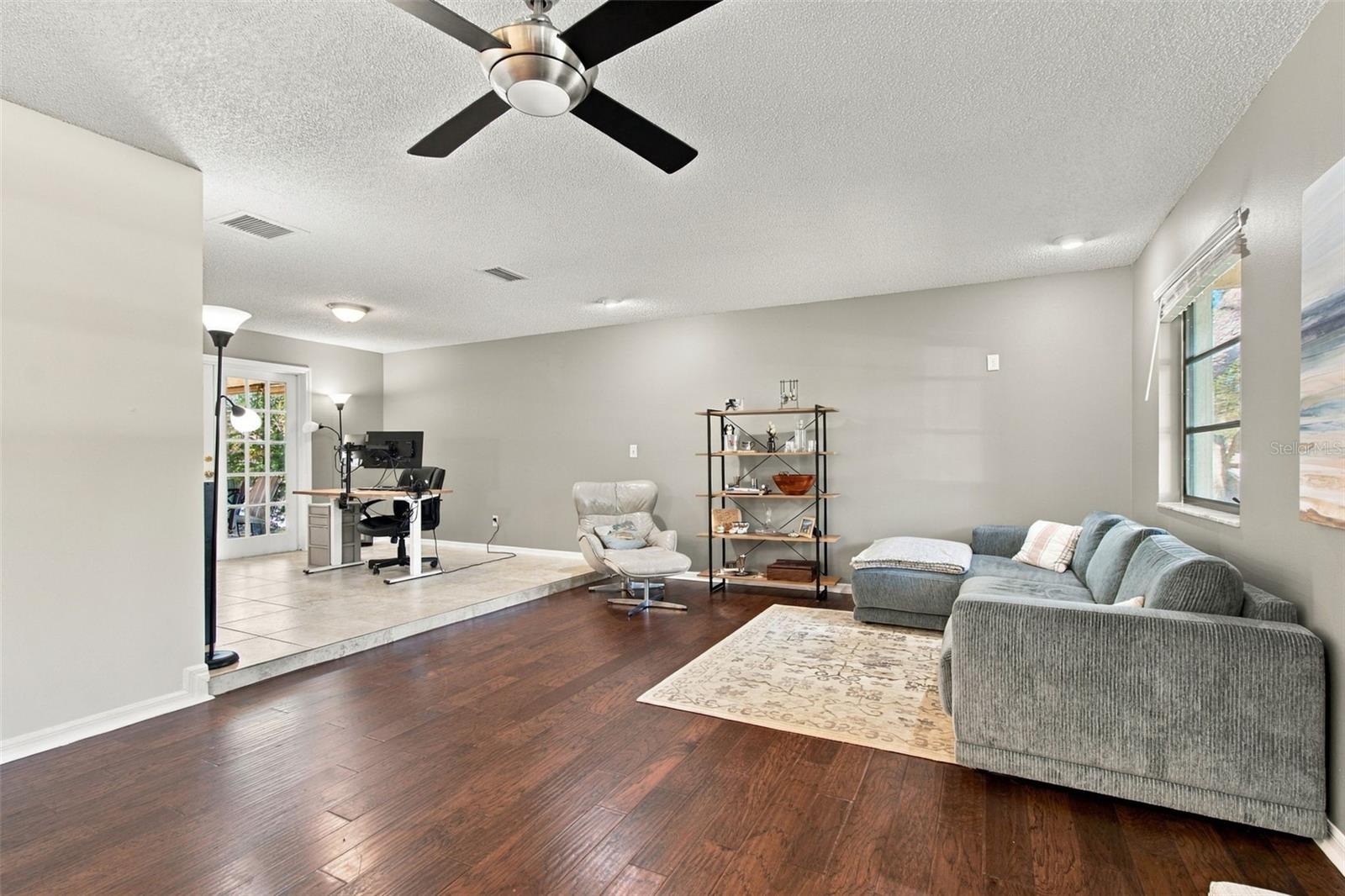 874 PINEWOOD TER W — photo 51