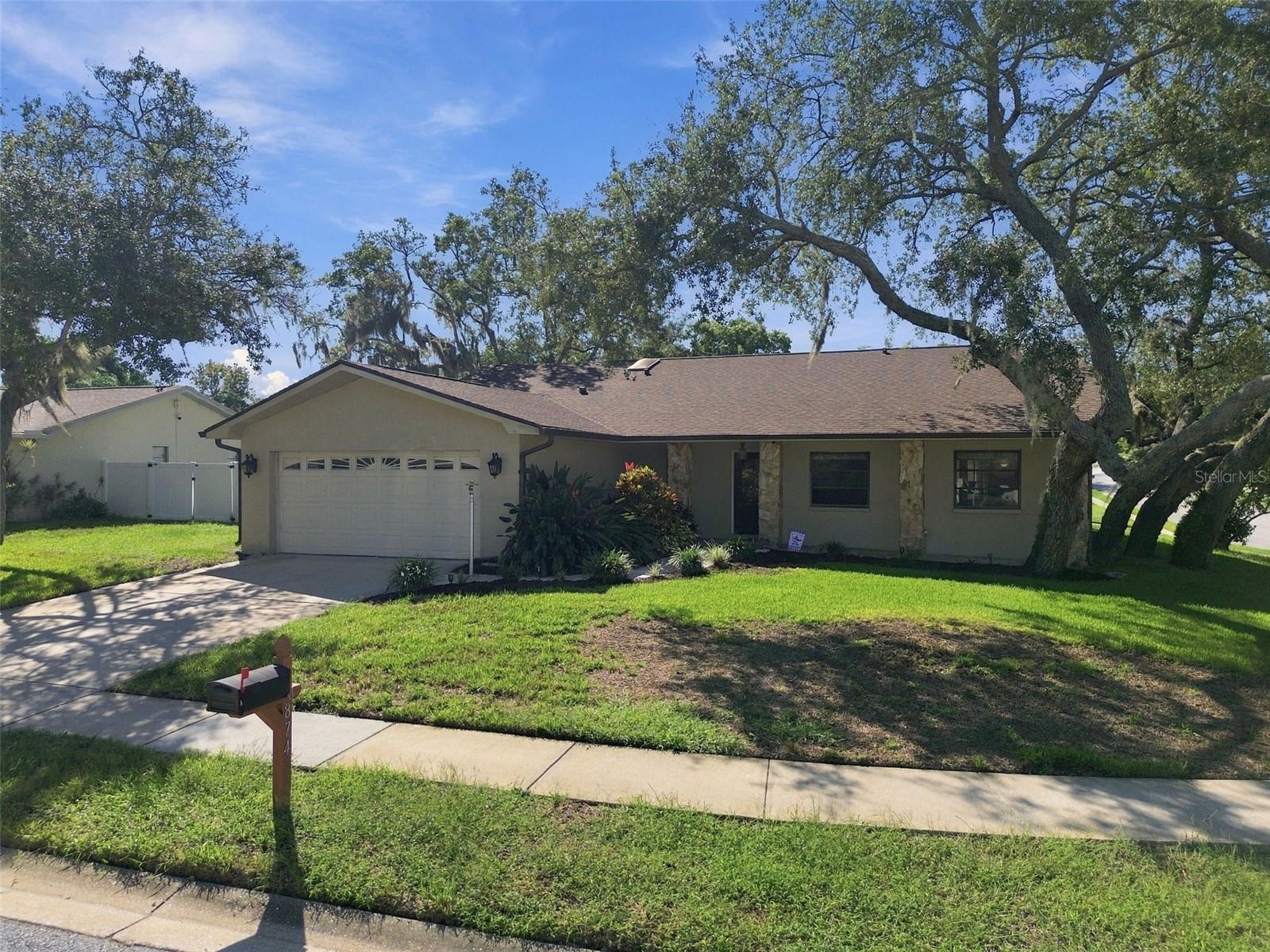 874 PINEWOOD TER W — photo 58