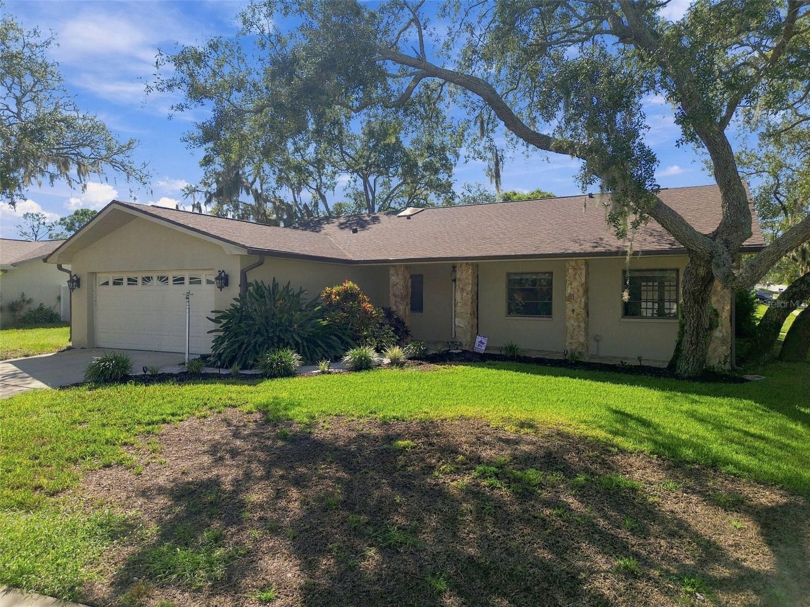 874 PINEWOOD TER W — photo 55