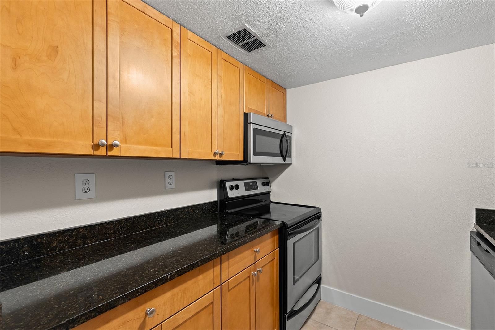 5221 BAYSHORE BLVD #26 — photo 30