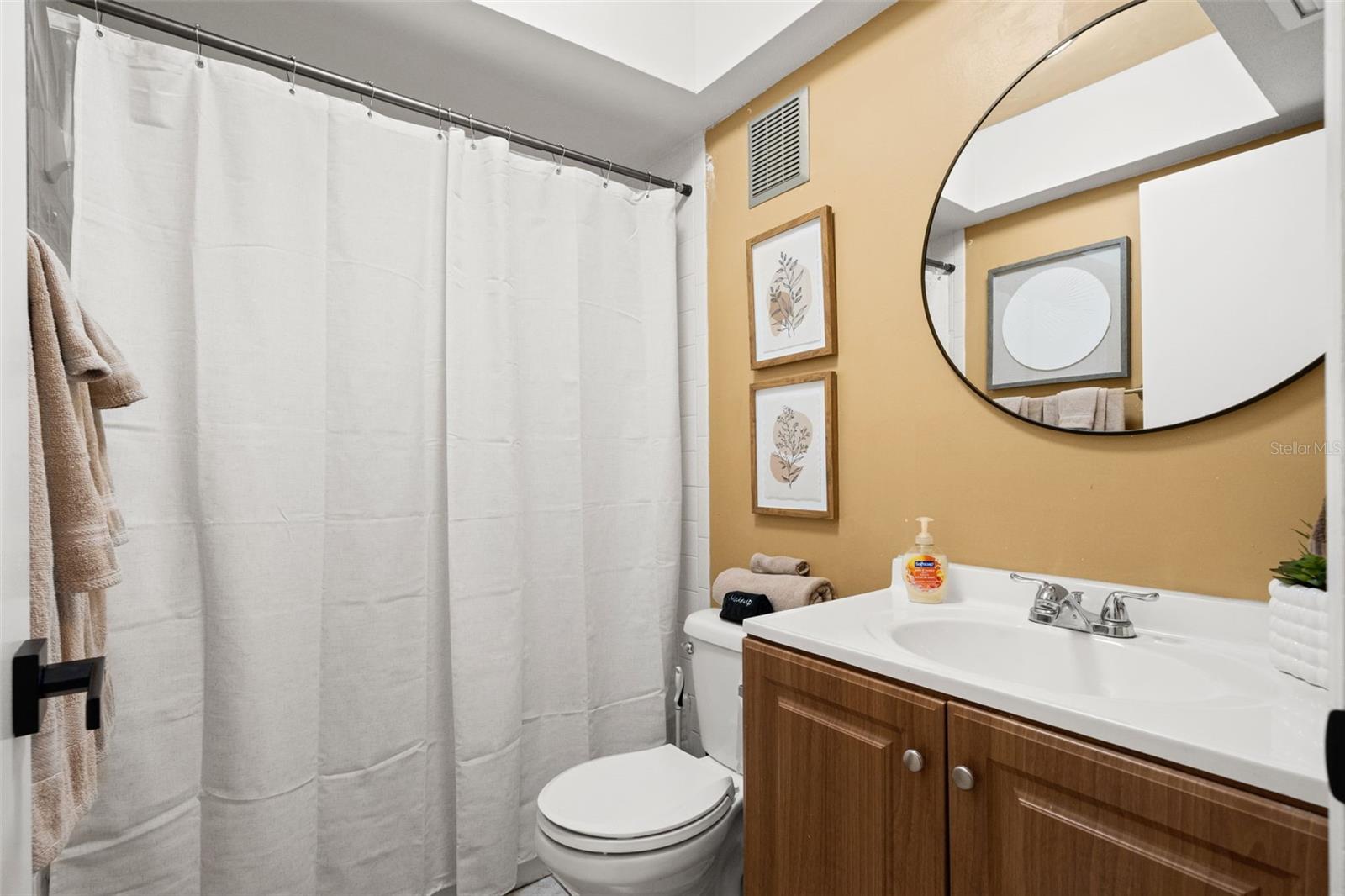 201 GLENDALE DR #C — photo 12