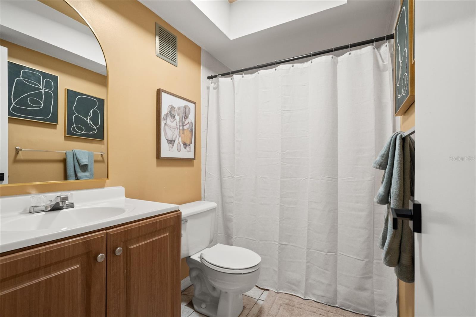 201 GLENDALE DR #C — photo 16