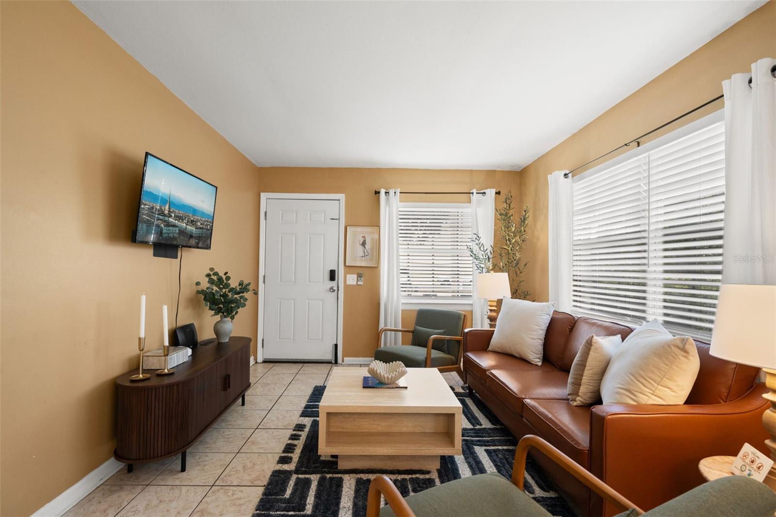 201 GLENDALE DR #C — photo 3