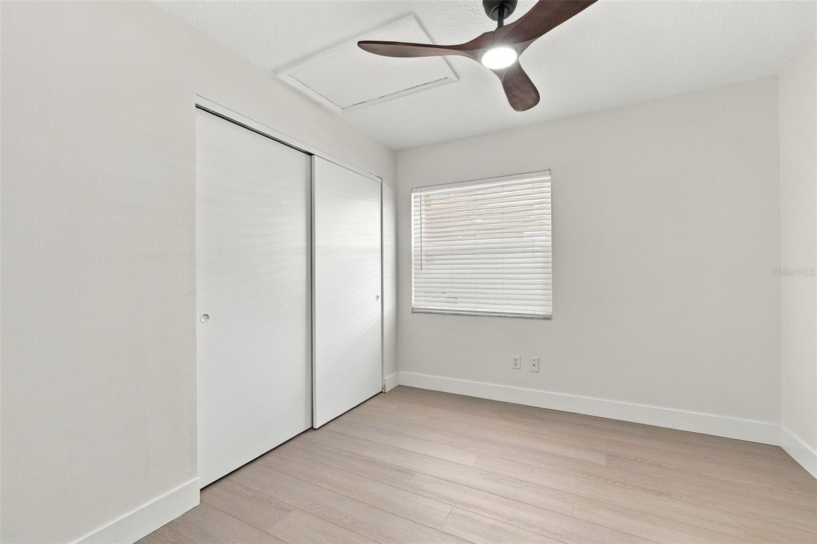12808 DUNHILL DR — photo 20