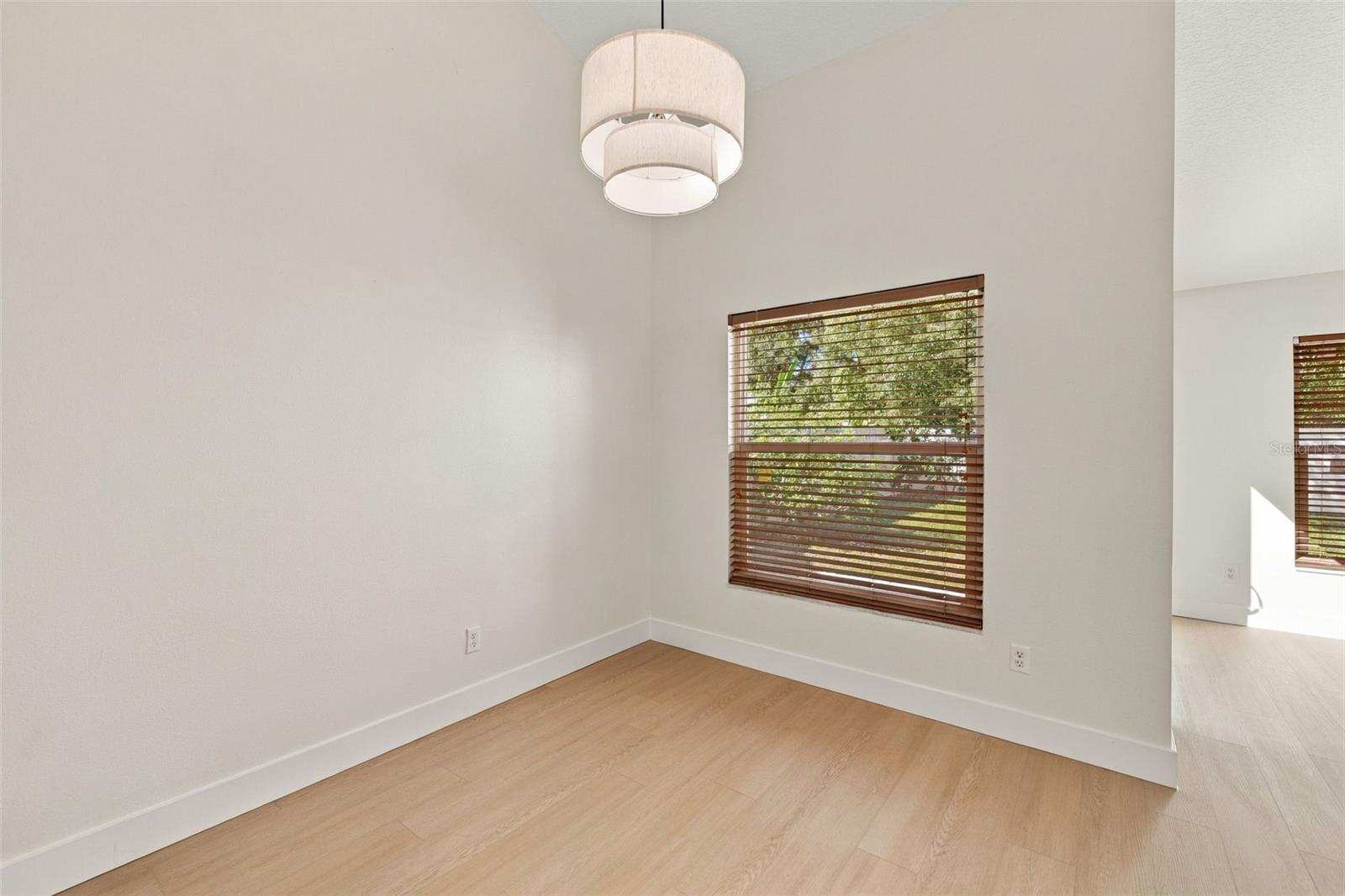 12808 DUNHILL DR — photo 7