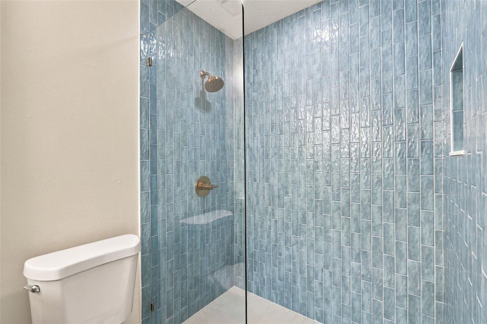 12808 DUNHILL DR — photo 17