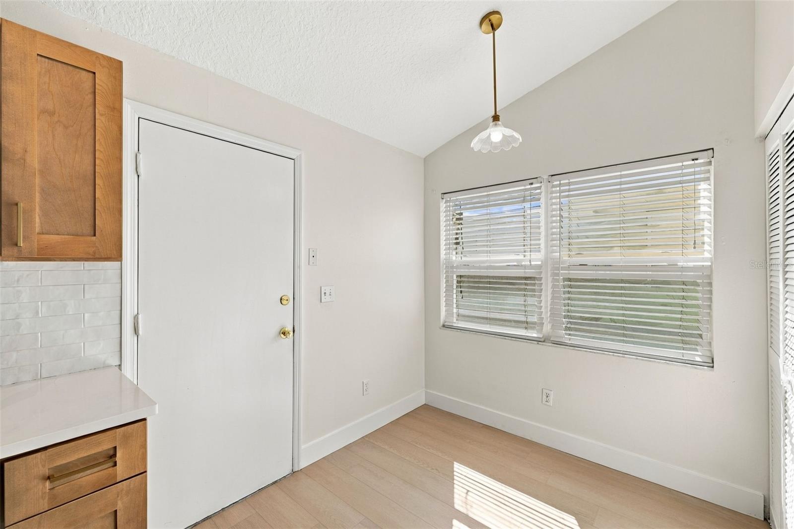 12808 DUNHILL DR — photo 12