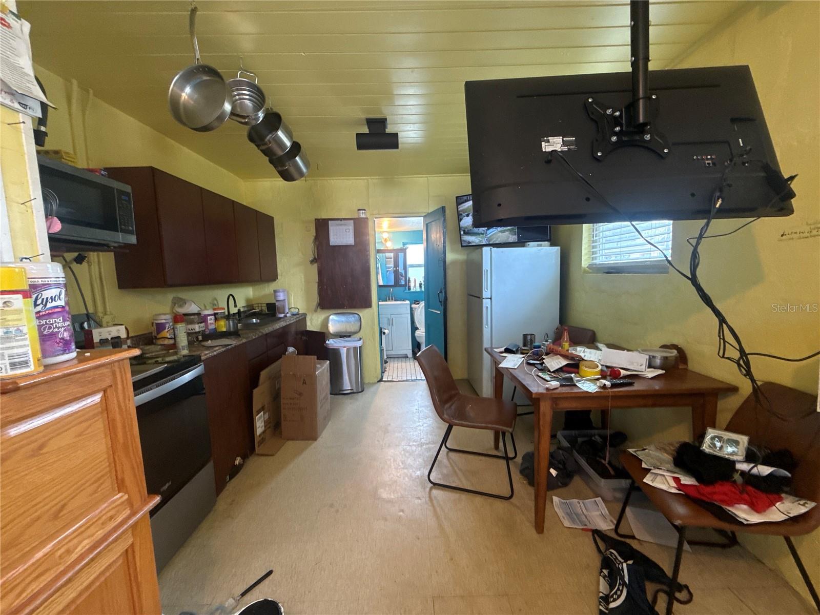 4422 N CLARK AVE #C — photo 15