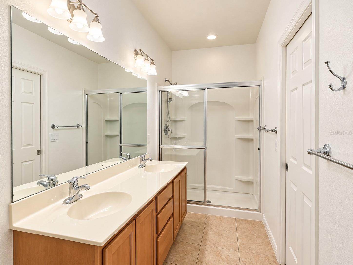 3880 82ND AVENUE CIR E #104 — photo 11