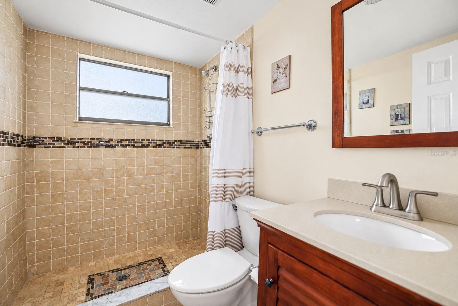 10970 PEPPERTREE LN — photo 18