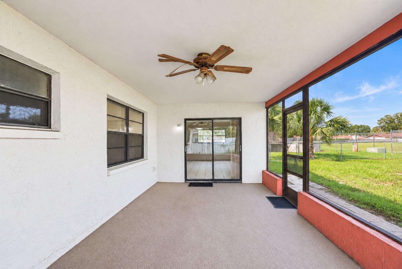 10970 PEPPERTREE LN — photo 5