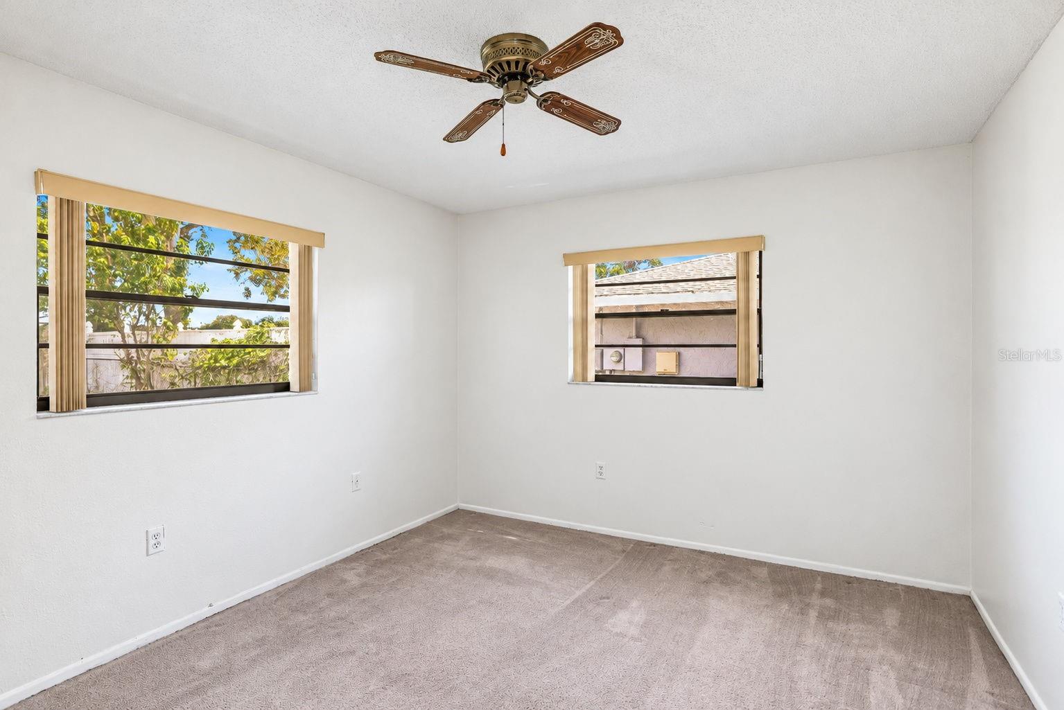 10970 PEPPERTREE LN — photo 19