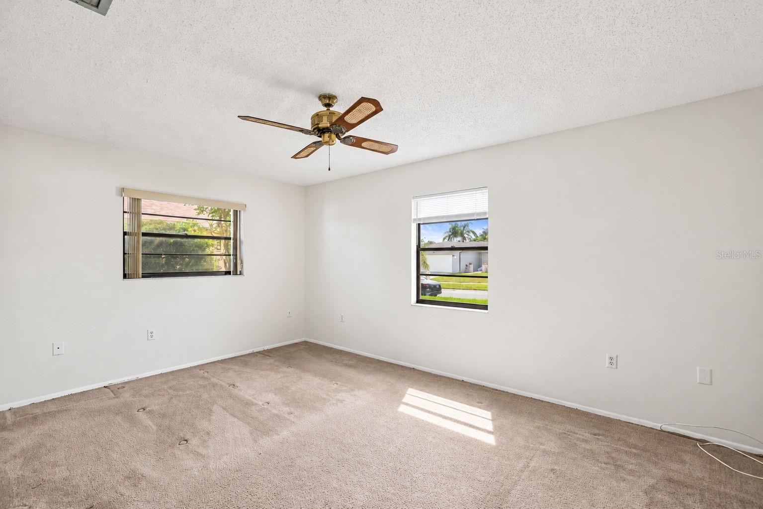 10970 PEPPERTREE LN — photo 21