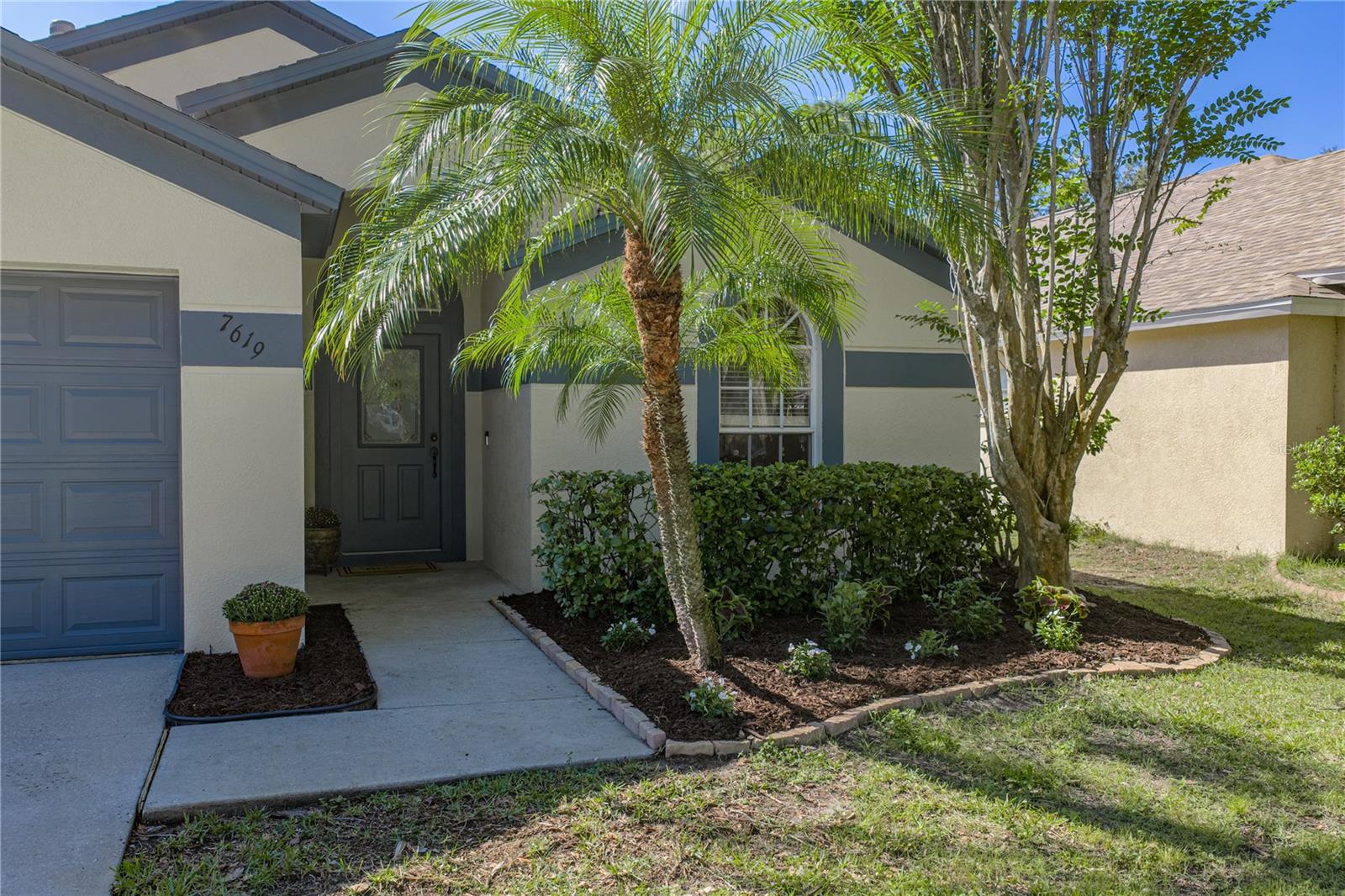 7619 WILTSHIRE PARK PL — photo 2