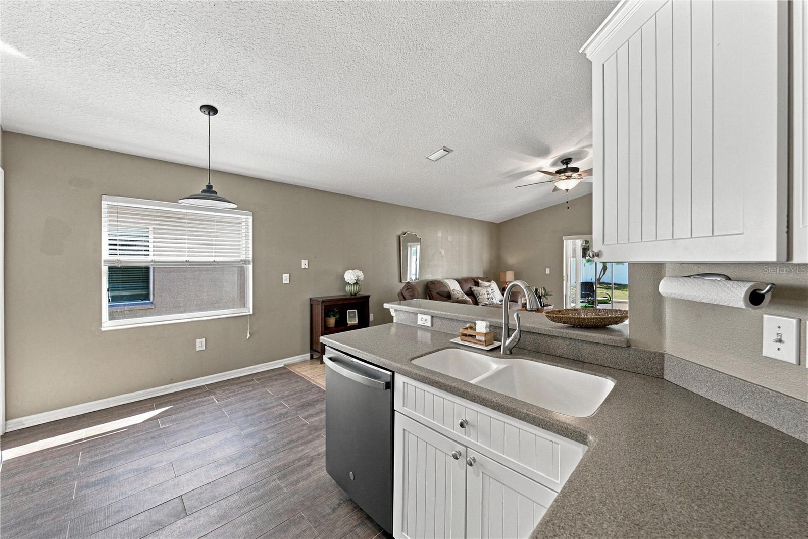 7619 WILTSHIRE PARK PL — photo 11