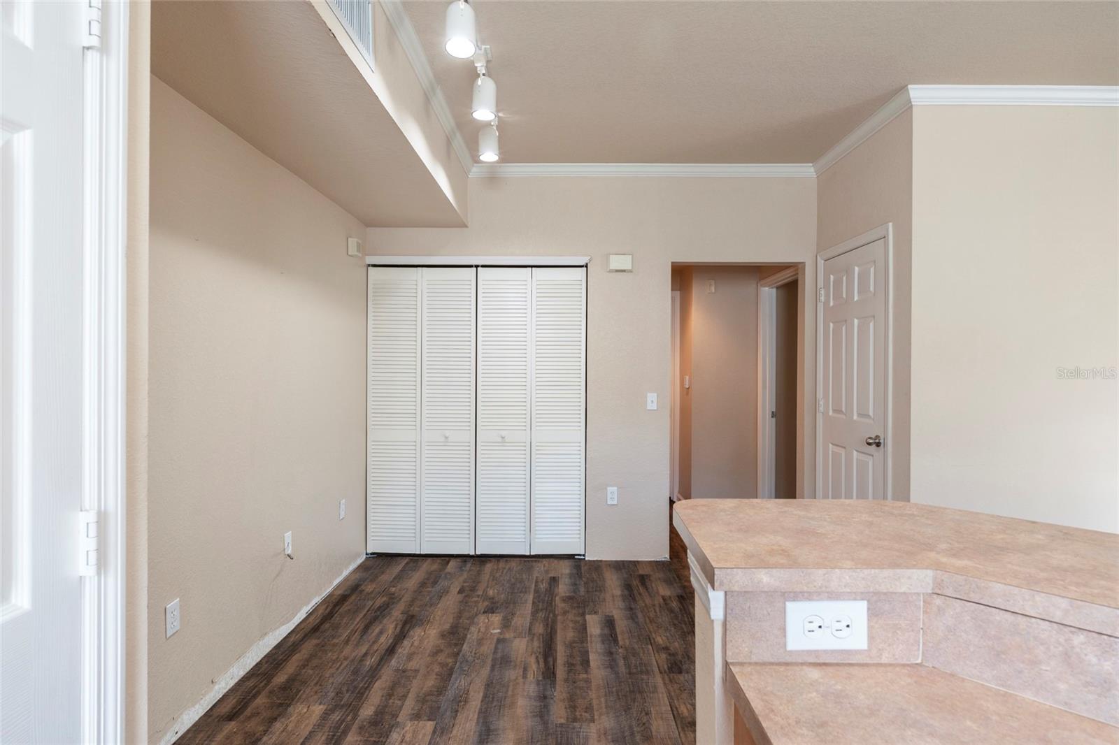 5550 ROSEHILL RD #102 — photo 14