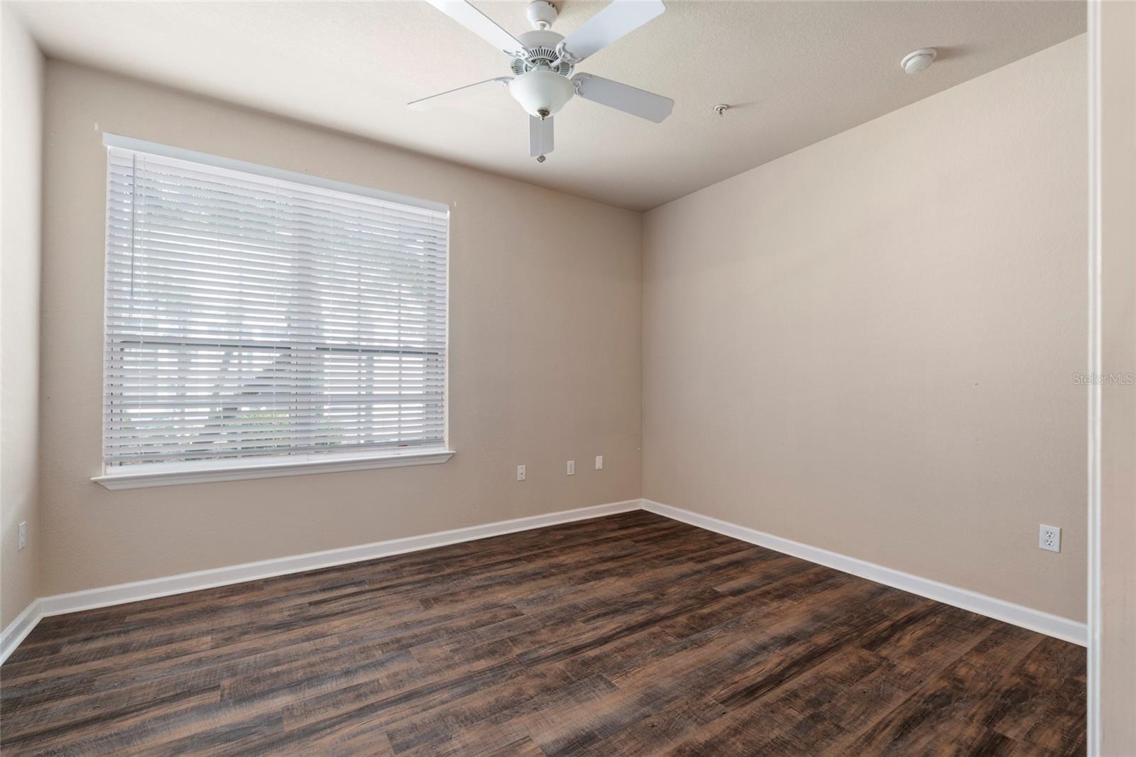 5550 ROSEHILL RD #102 — photo 16