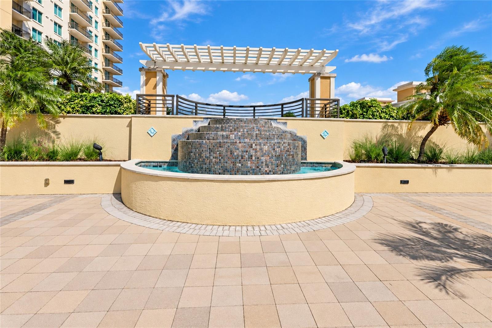 800 N TAMIAMI TRL #608 — photo 37
