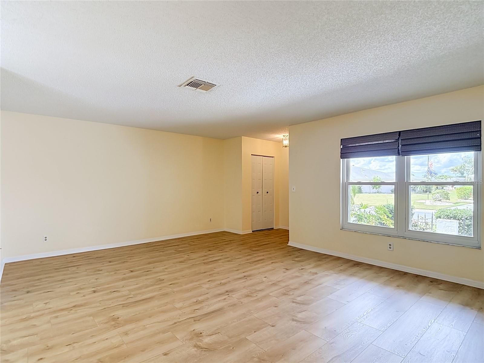 905 BLUEWATER DR — photo 7