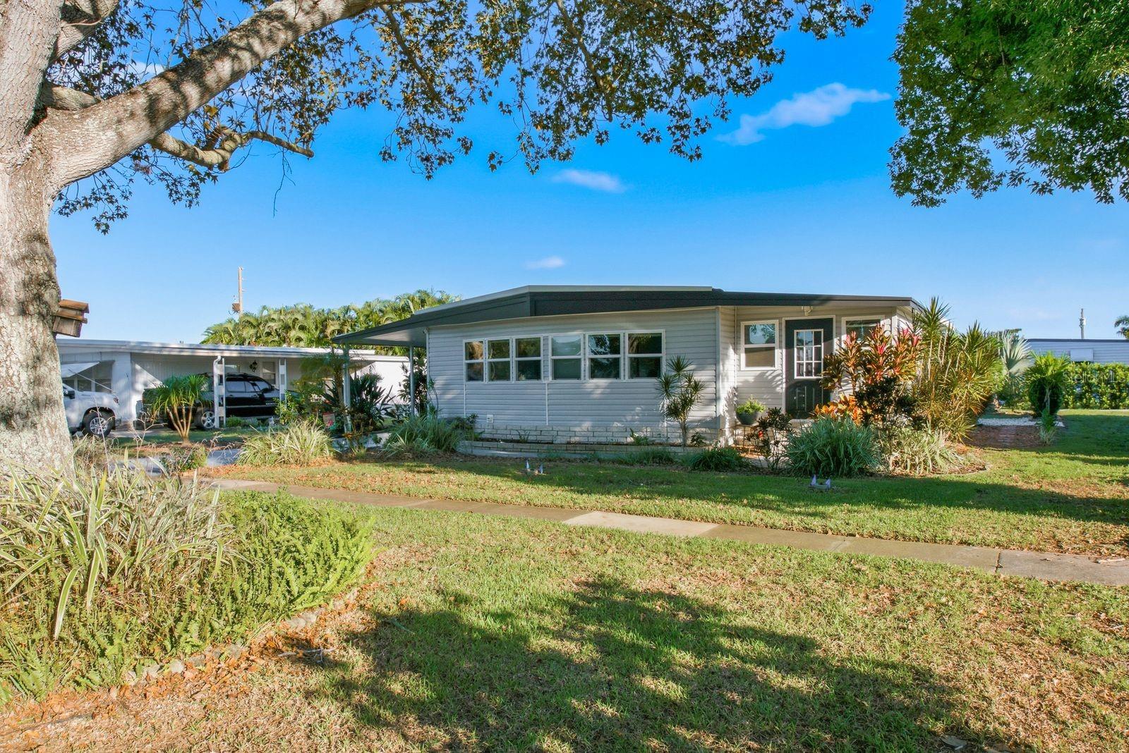 185 LAKE TARPON DR #31 — photo 2