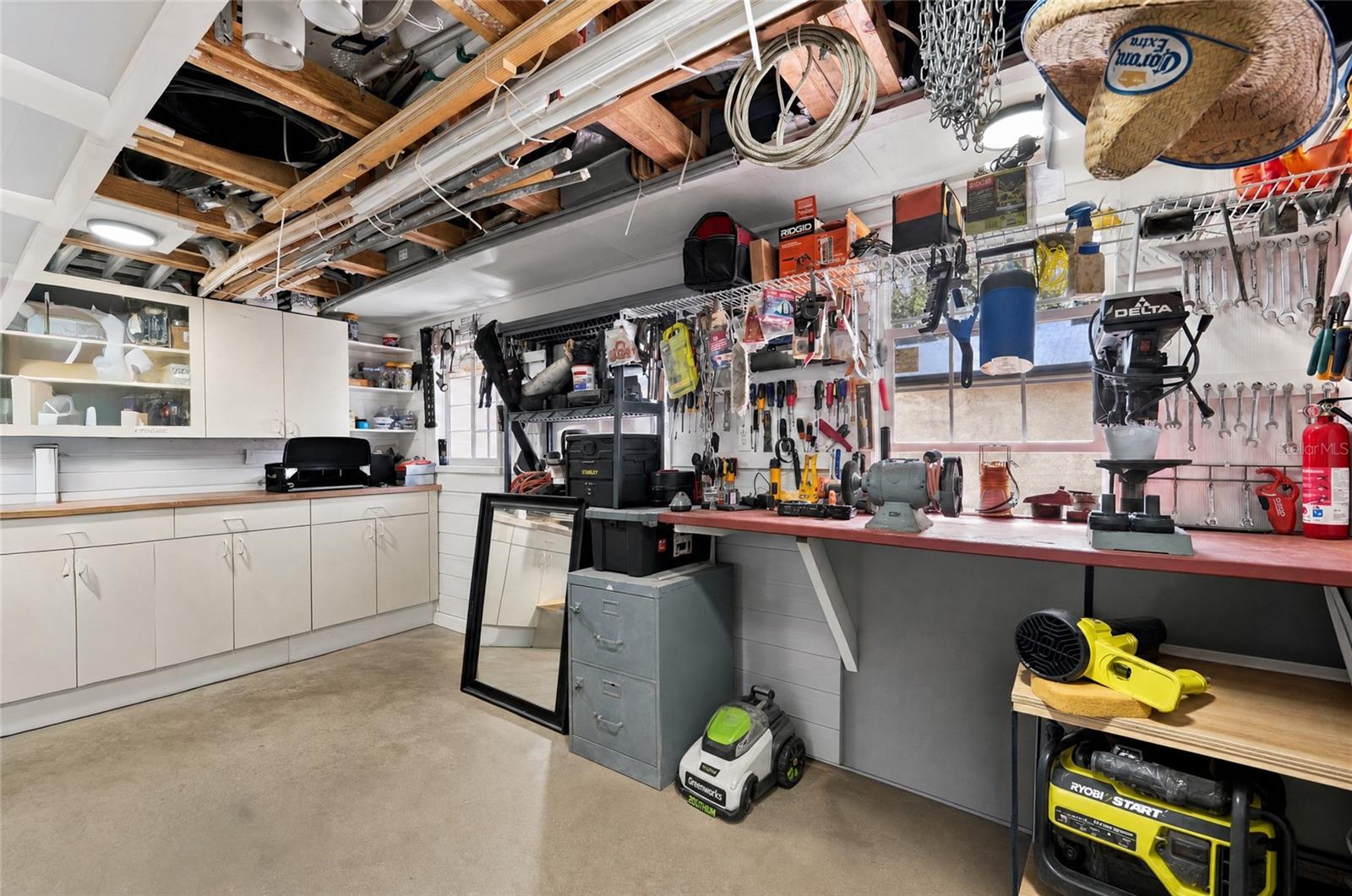 1508 W KNOLLWOOD ST — photo 49