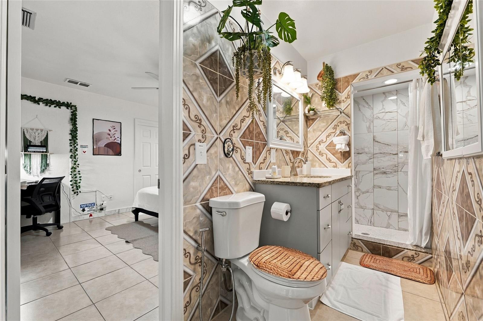 1508 W KNOLLWOOD ST — photo 18