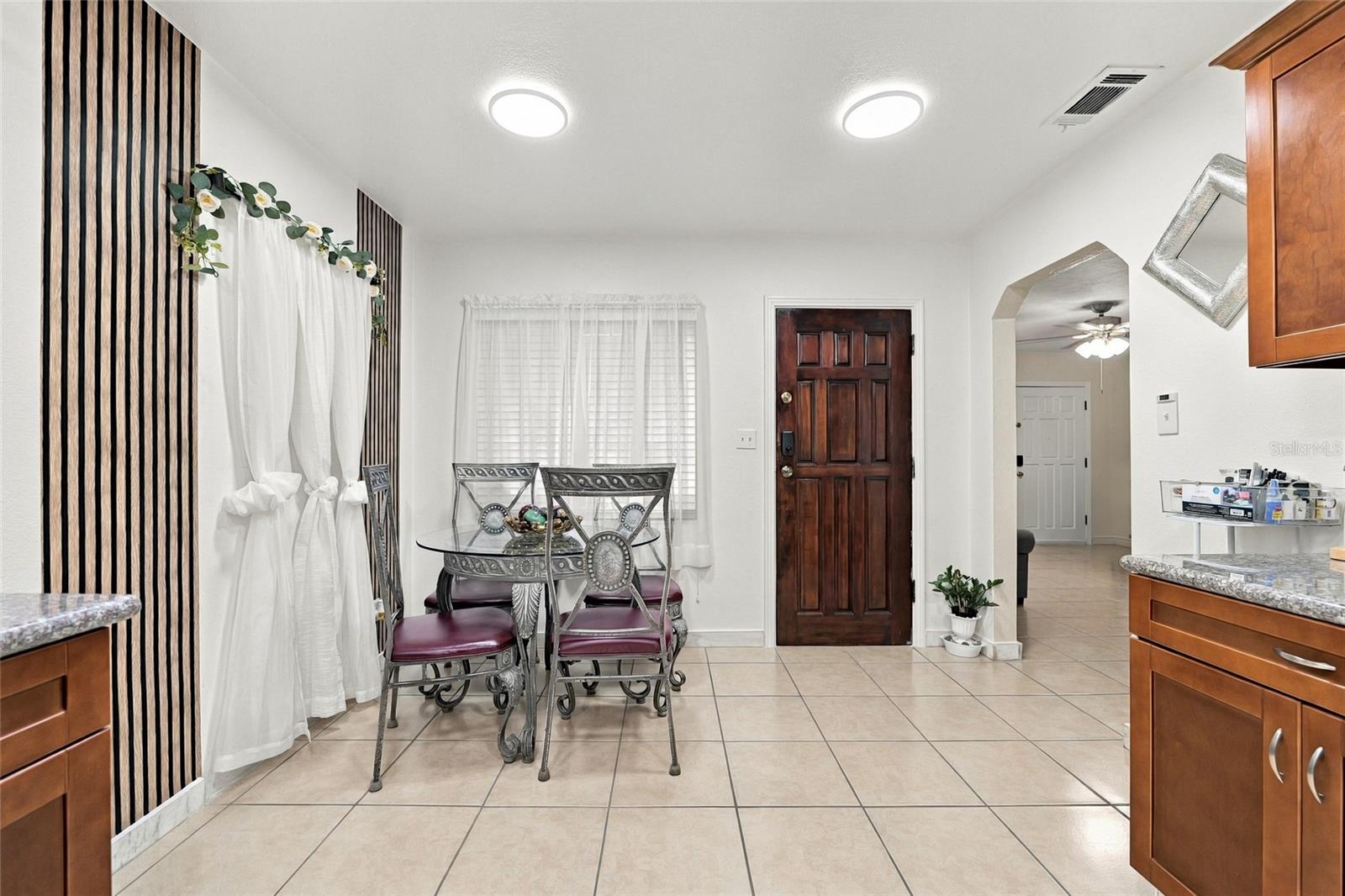 1508 W KNOLLWOOD ST — photo 26