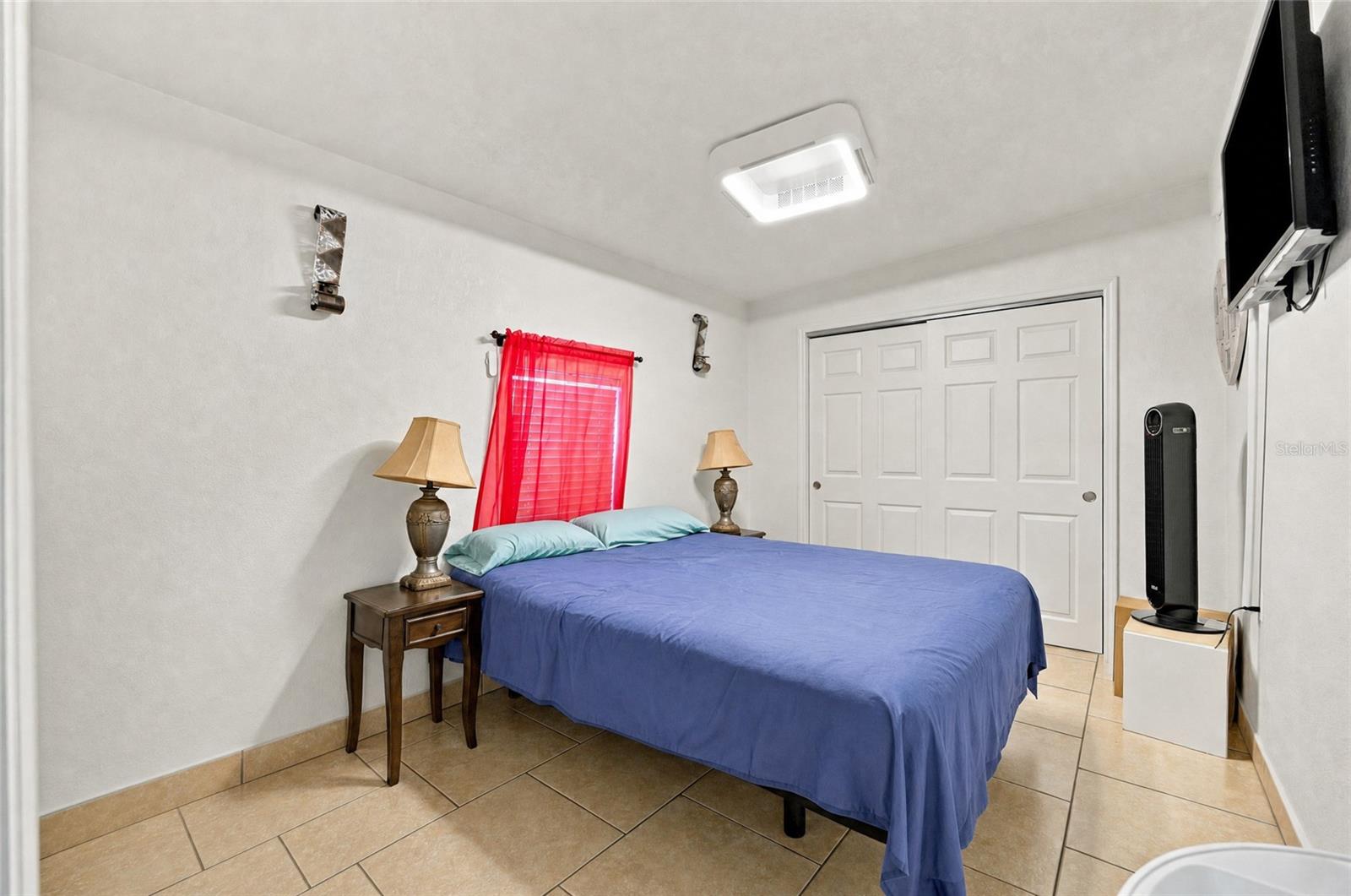 1508 W KNOLLWOOD ST — photo 40