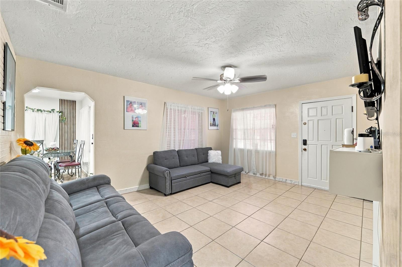 1508 W KNOLLWOOD ST — photo 33