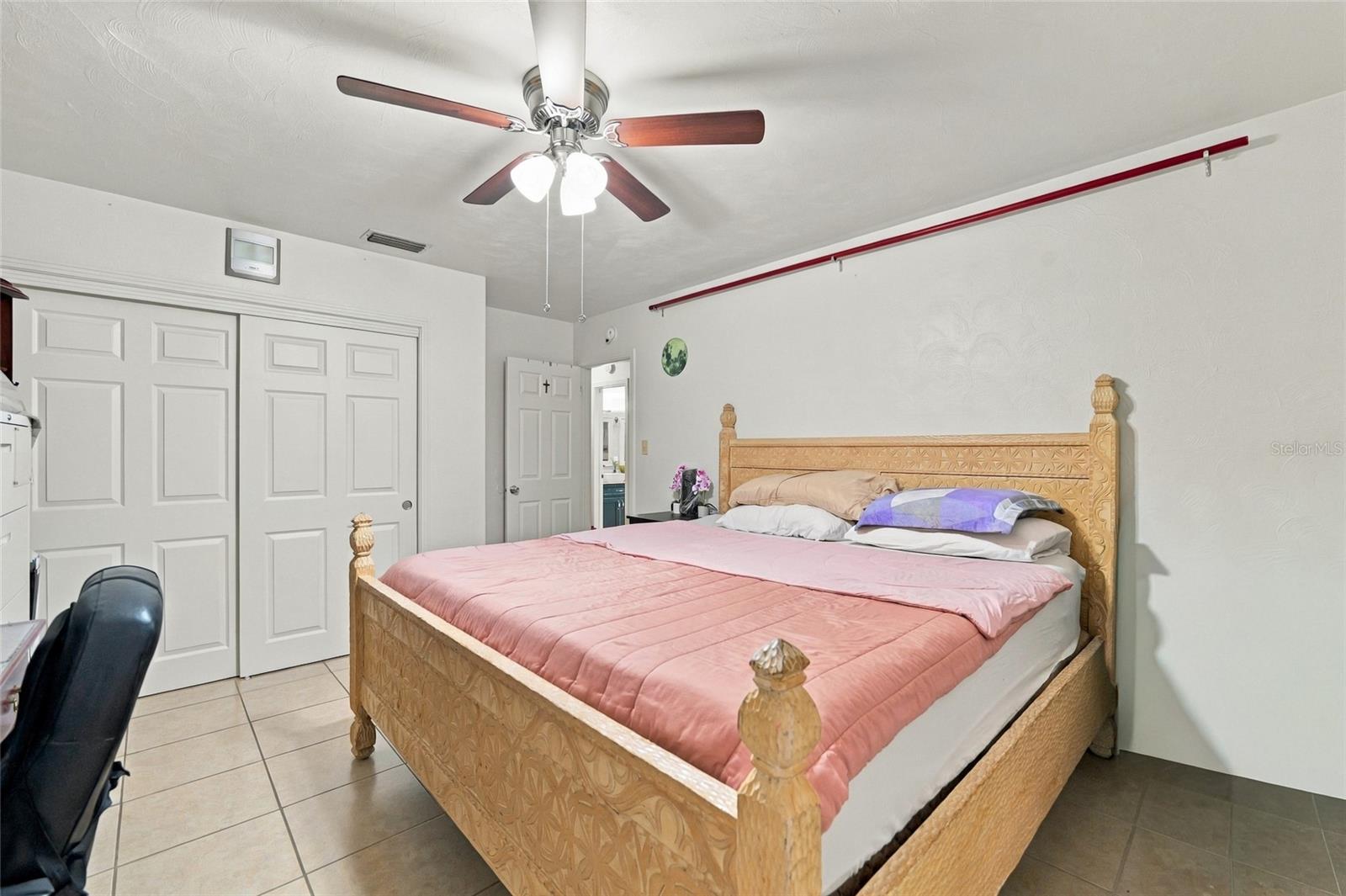 1508 W KNOLLWOOD ST — photo 27