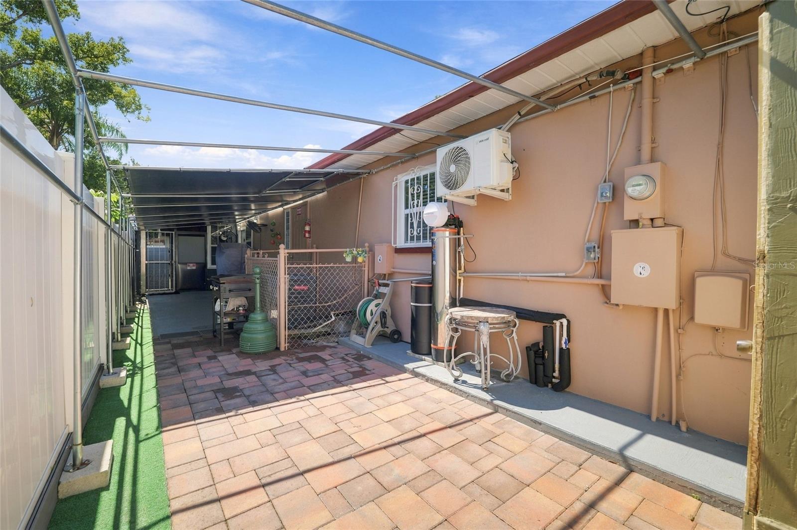 1508 W KNOLLWOOD ST — photo 47