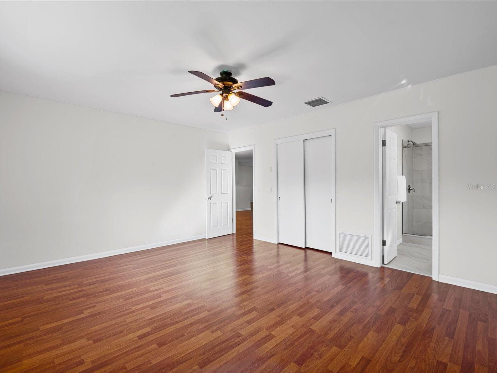1610 EVERGREEN AVE S — photo 25