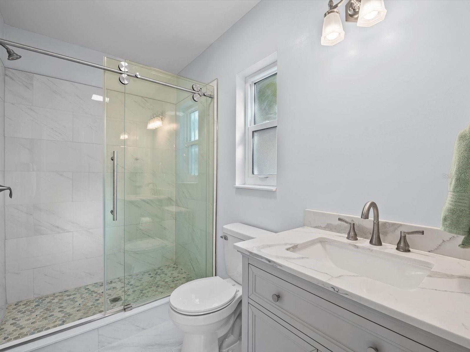 1610 EVERGREEN AVE S — photo 22