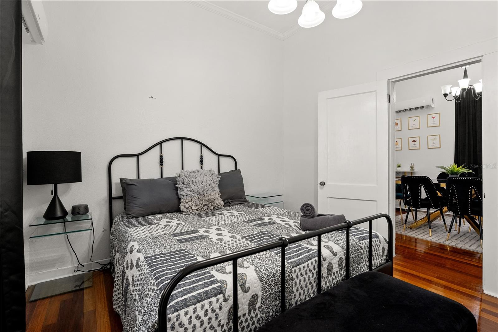 2206 E 3RD AVE — photo 14
