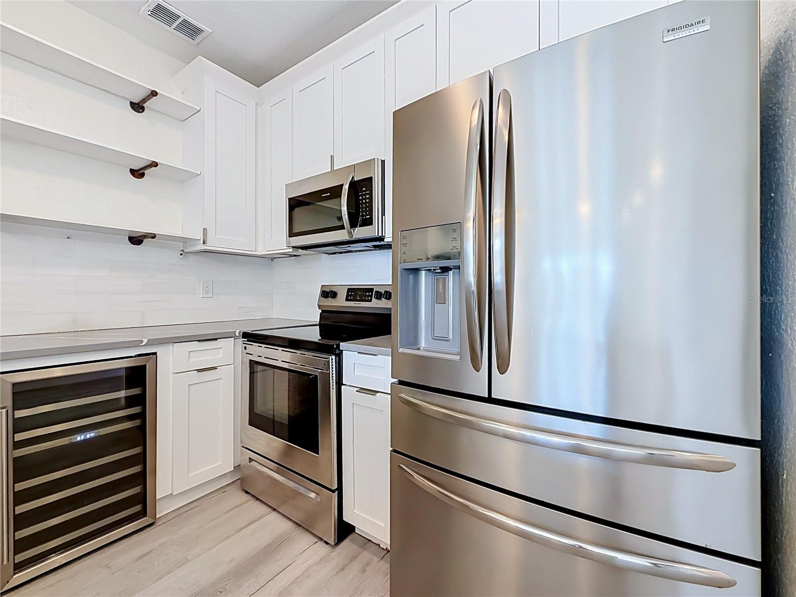 5000 CULBREATH KEY WAY #8-207 — photo 13