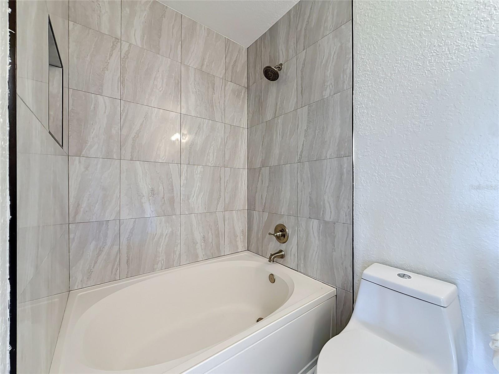 5000 CULBREATH KEY WAY #8-207 — photo 27