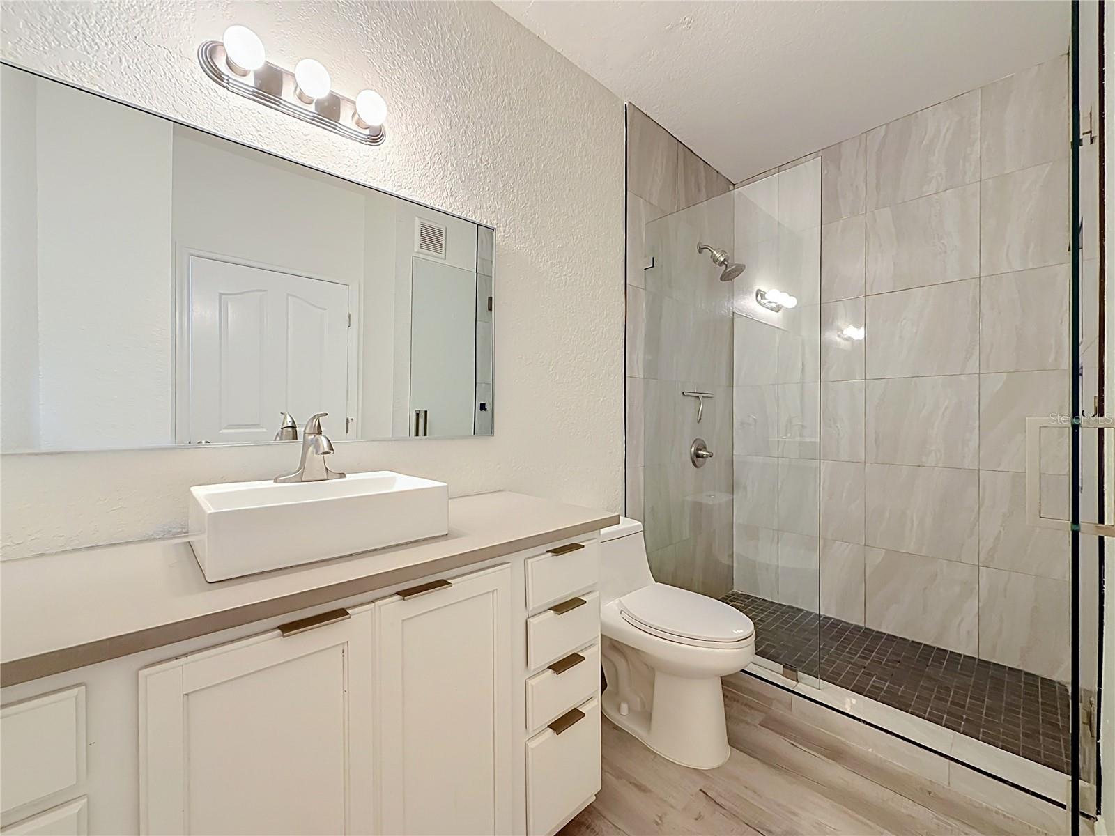5000 CULBREATH KEY WAY #8-207 — photo 34