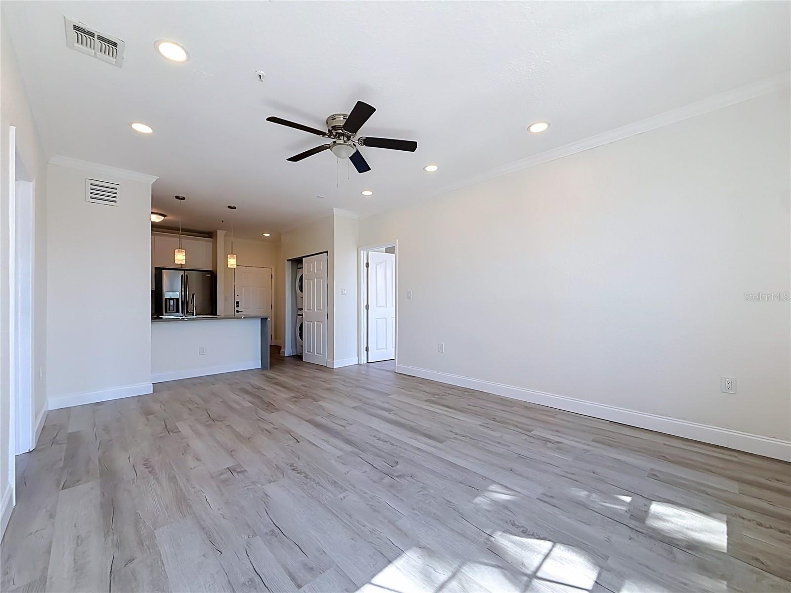 5000 CULBREATH KEY WAY #8-207 — photo 19