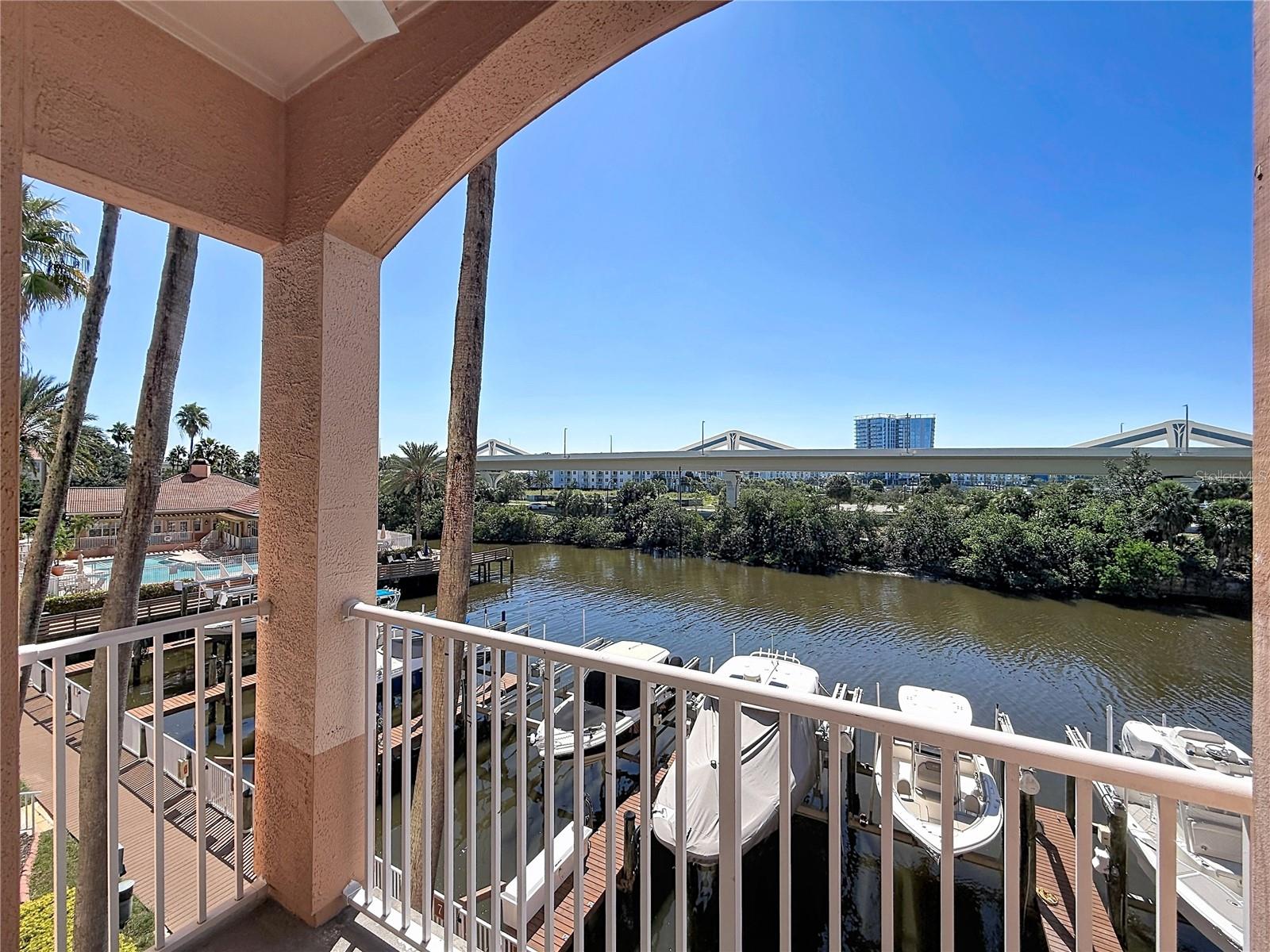 5000 CULBREATH KEY WAY #8-207 — photo 47