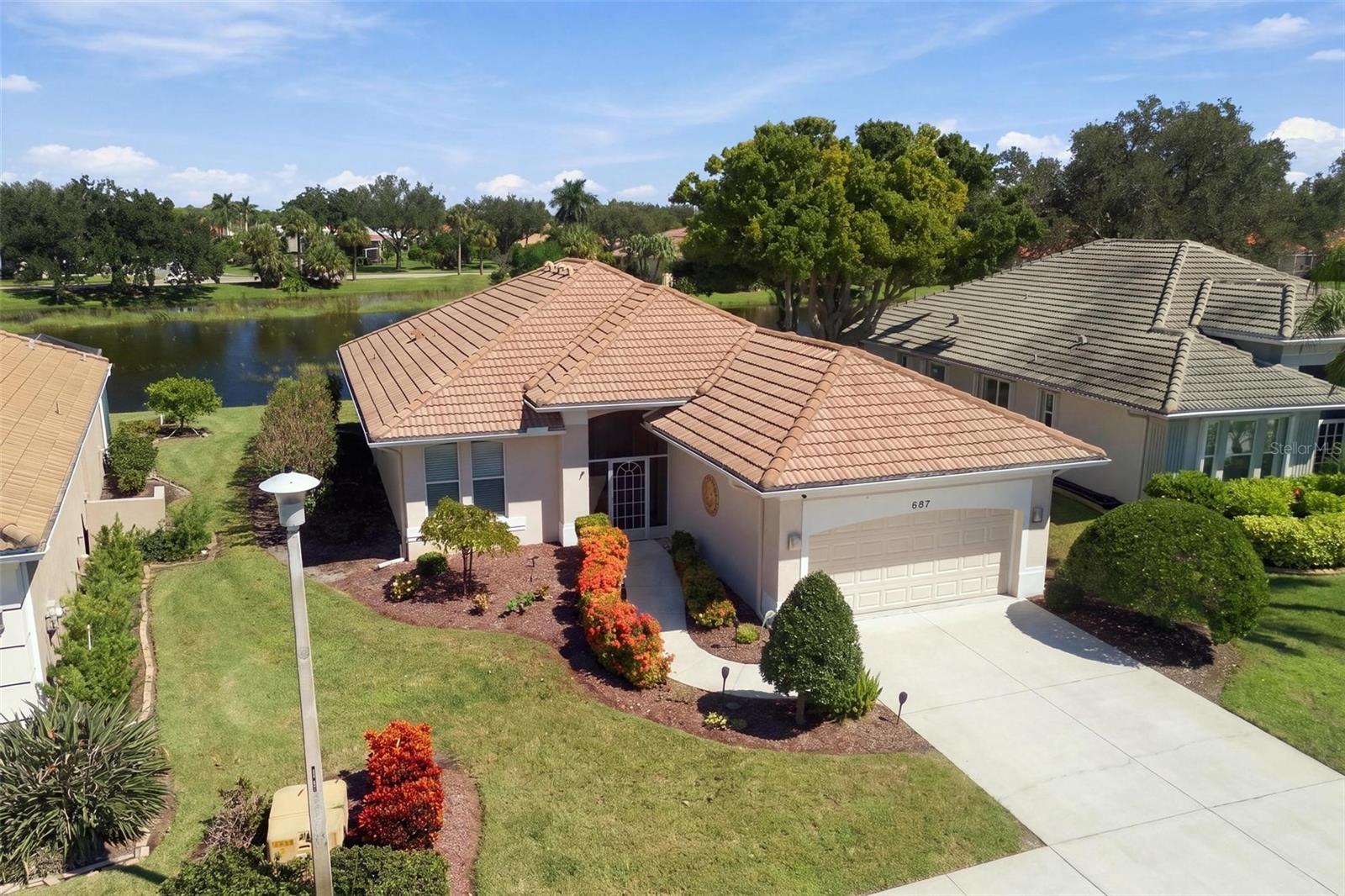 687 LAKESCENE DR — photo 3