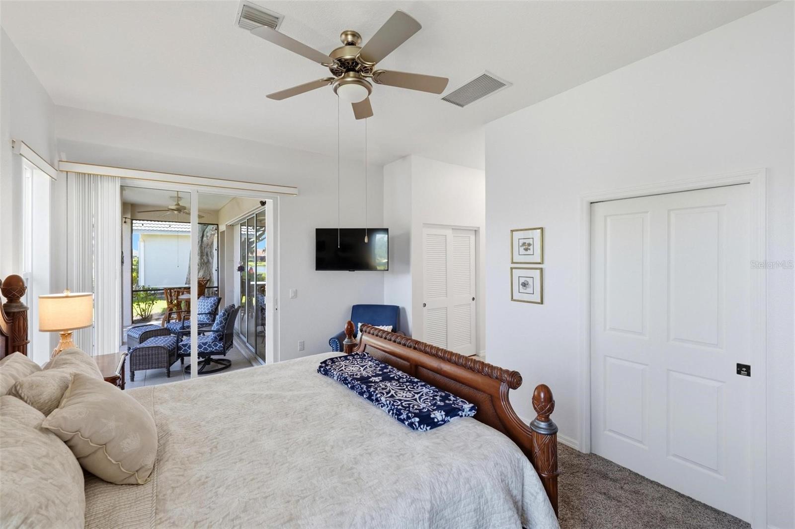 687 LAKESCENE DR — photo 26