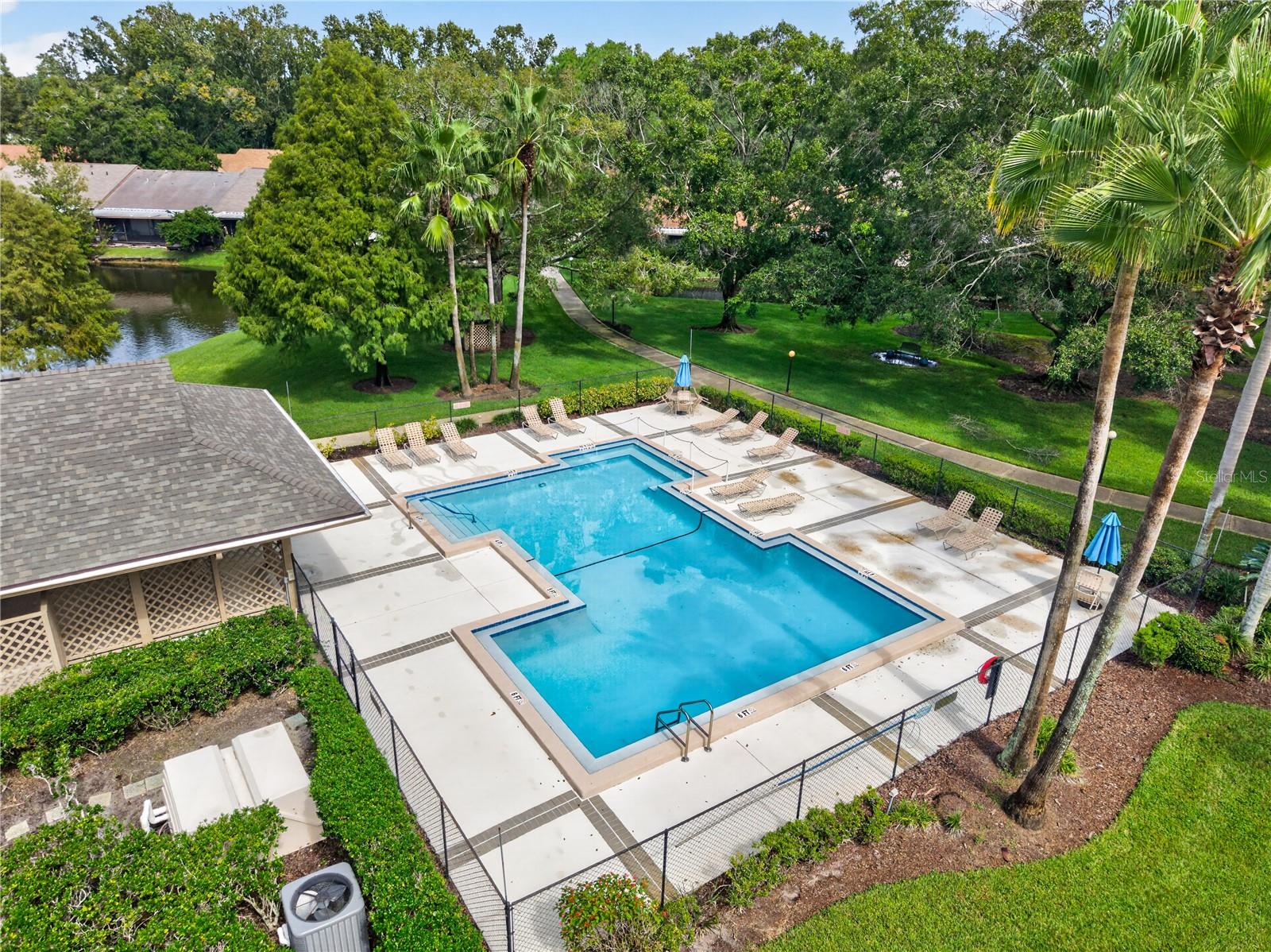 4004 SHORESIDE CIR — photo 25