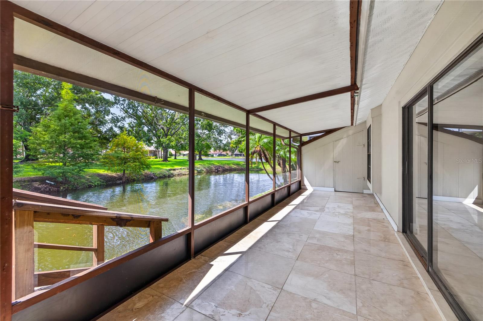 4004 SHORESIDE CIR — photo 21
