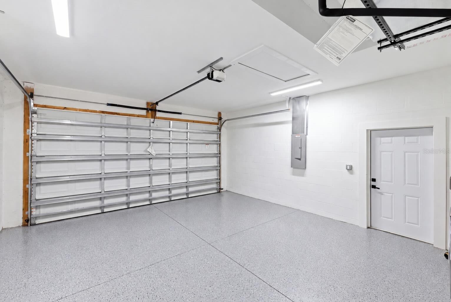 387 VENETIA AVE — photo 28