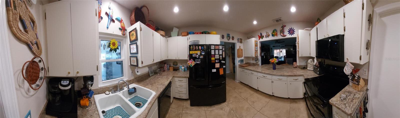 906 BLUEWATER DR — photo 30