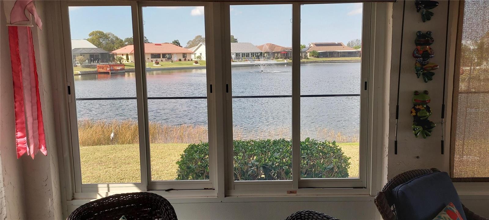 906 BLUEWATER DR — photo 18