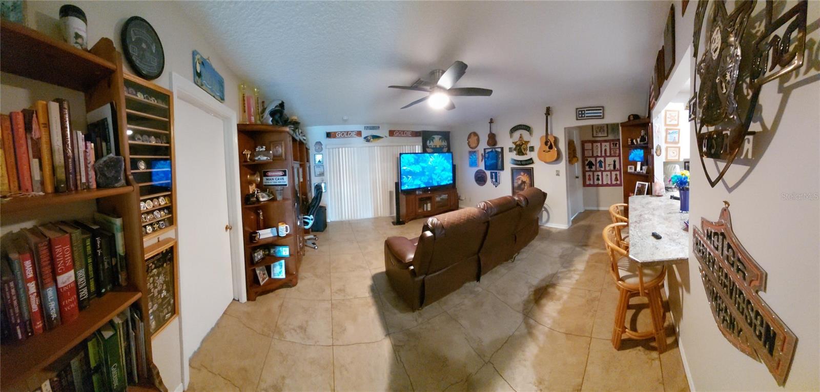906 BLUEWATER DR — photo 29