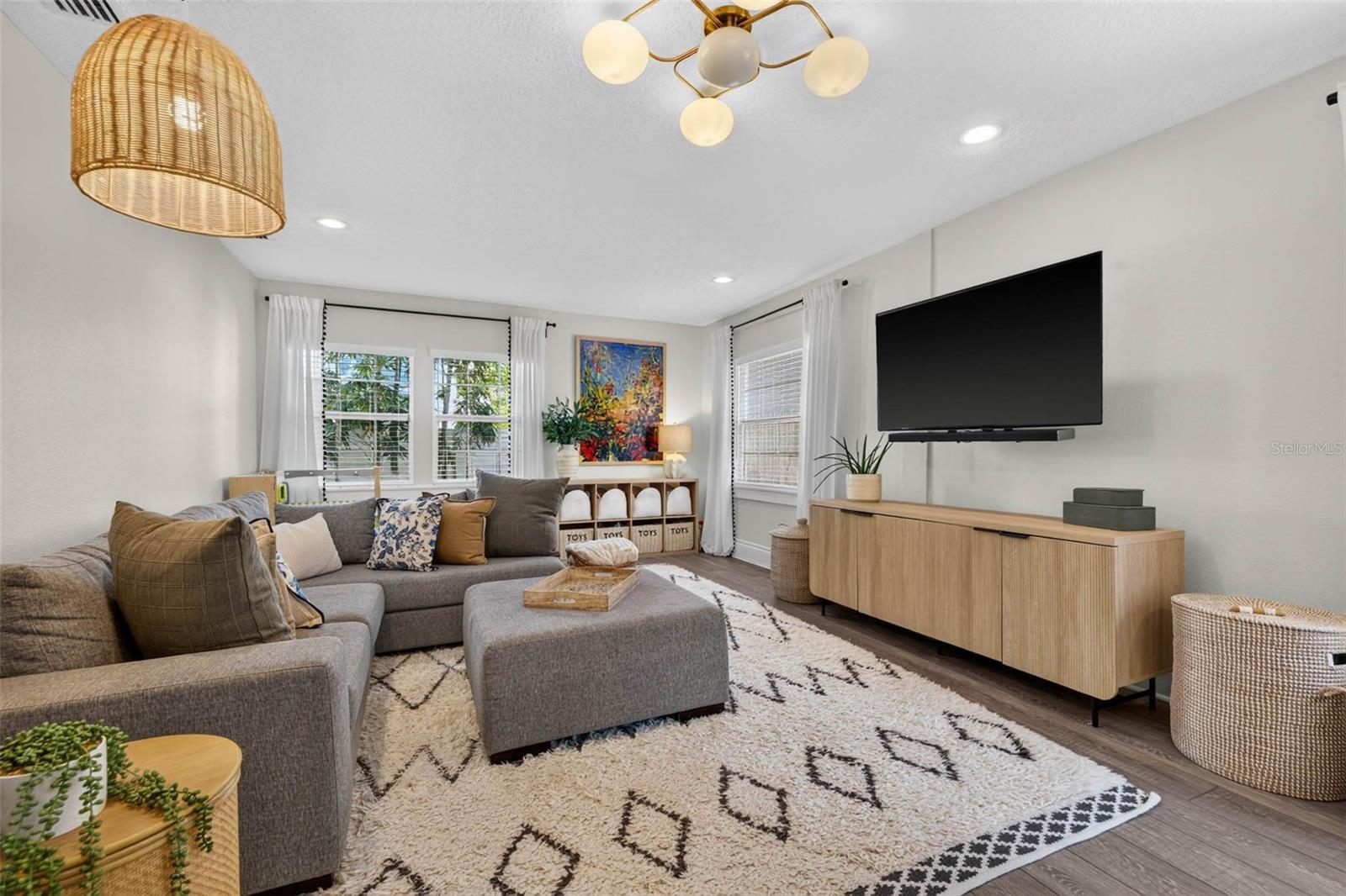 3917 W SAN JUAN ST — photo 27